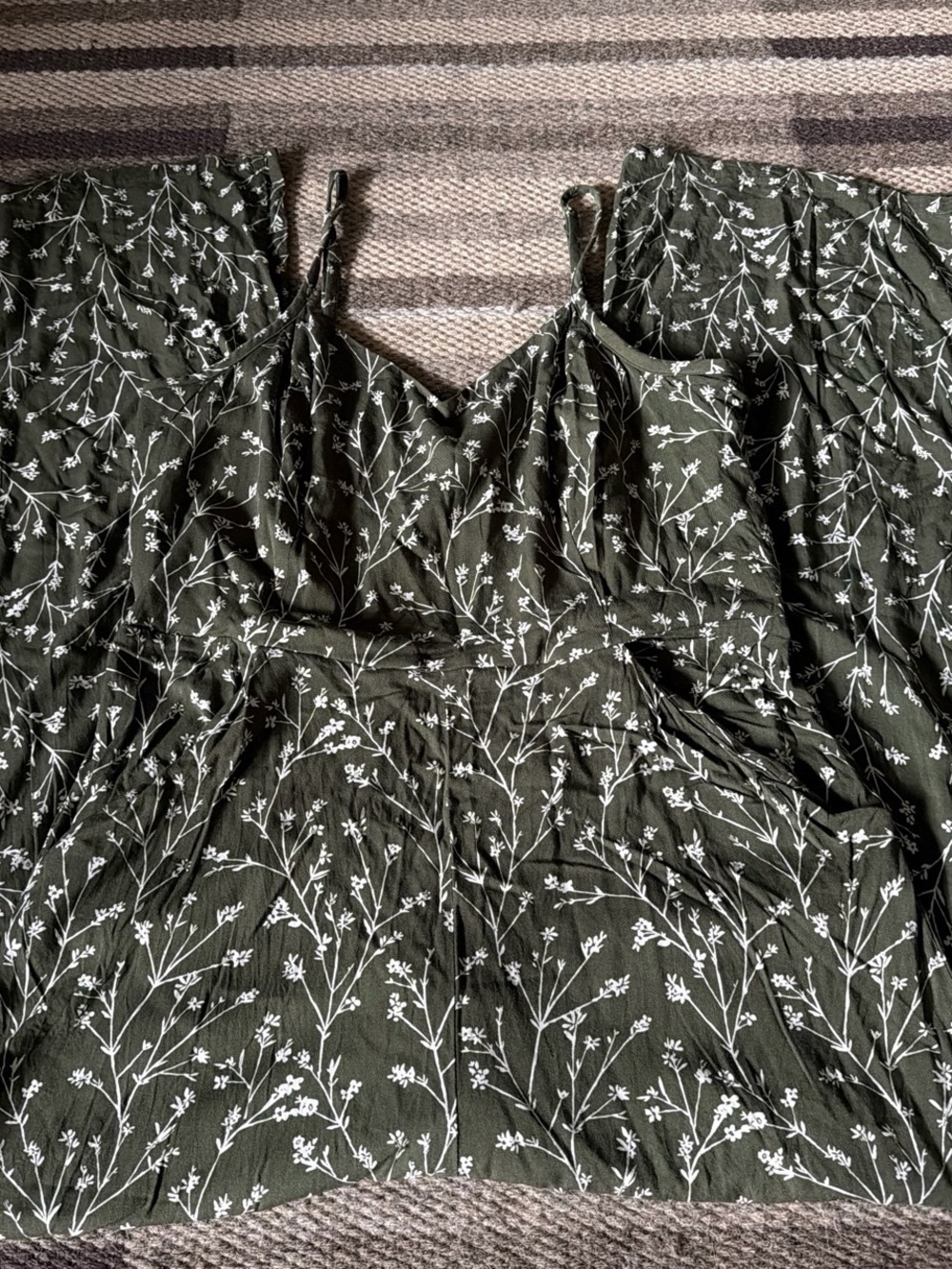 41 Hawthorn Olive Green Smocked Dress
